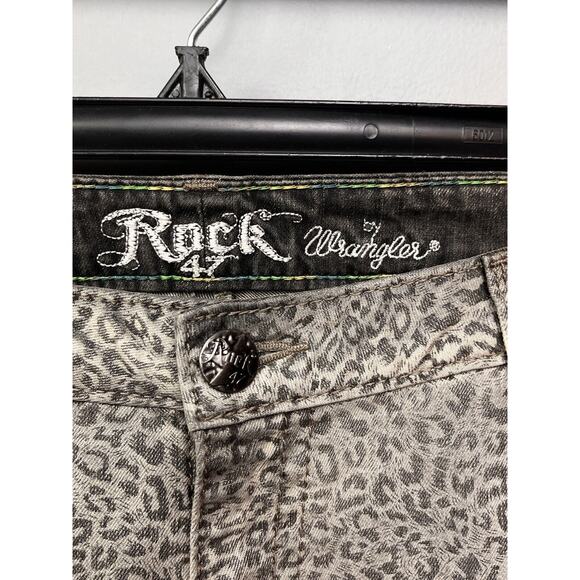 Wrangler Rock 47 Jeans Womens 11x31 Low Rise Leopard Print‎ Gray Denim Denim - Picture 4 of 8